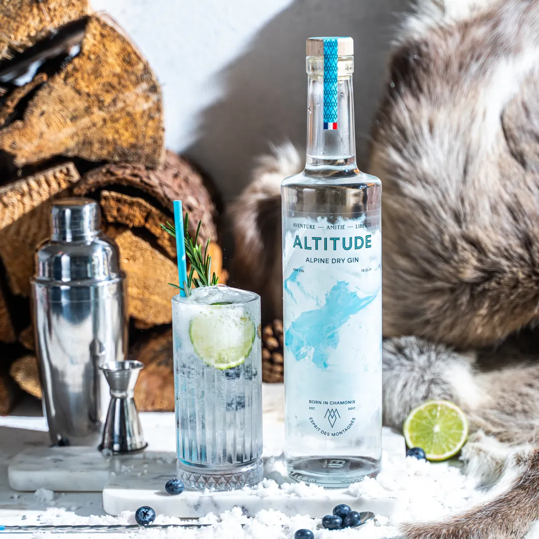 Example of work for Altitude Gin